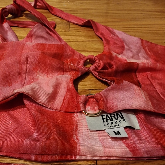 Farai London X Revolve - Picture 3 of 4